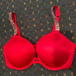 Victoria’s Secret push up 36 DD
